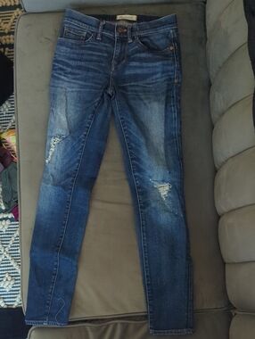 Madewell Distressed Dark Blue Skinny Jeans